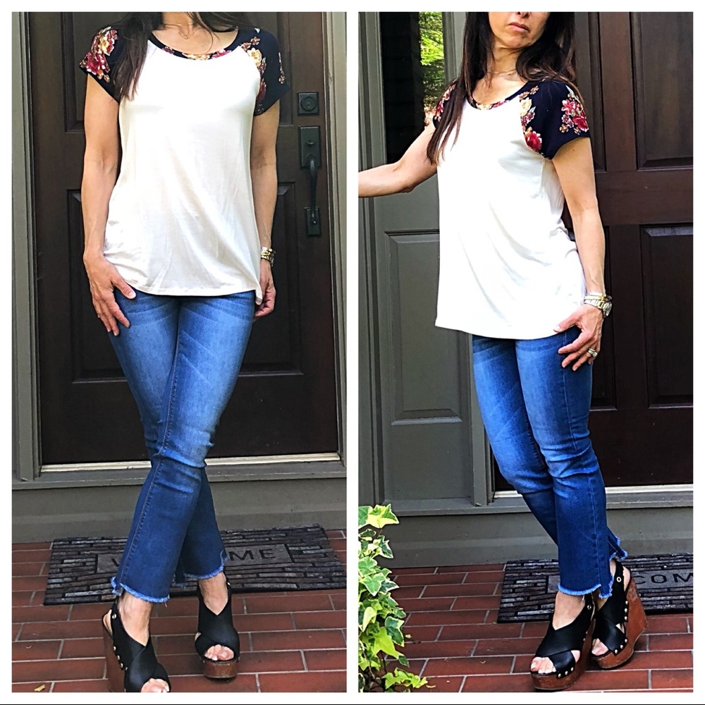 Short floral sleeves raglan top - Picture 4 of 4